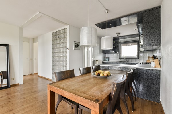 Medium property photo - Duke Ellingtonstraat 53, 1066 GE Amsterdam